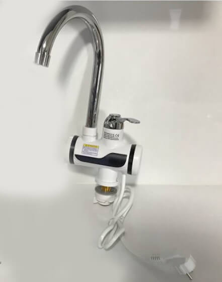 INSTANT ČESMA SA GRIJAČEM